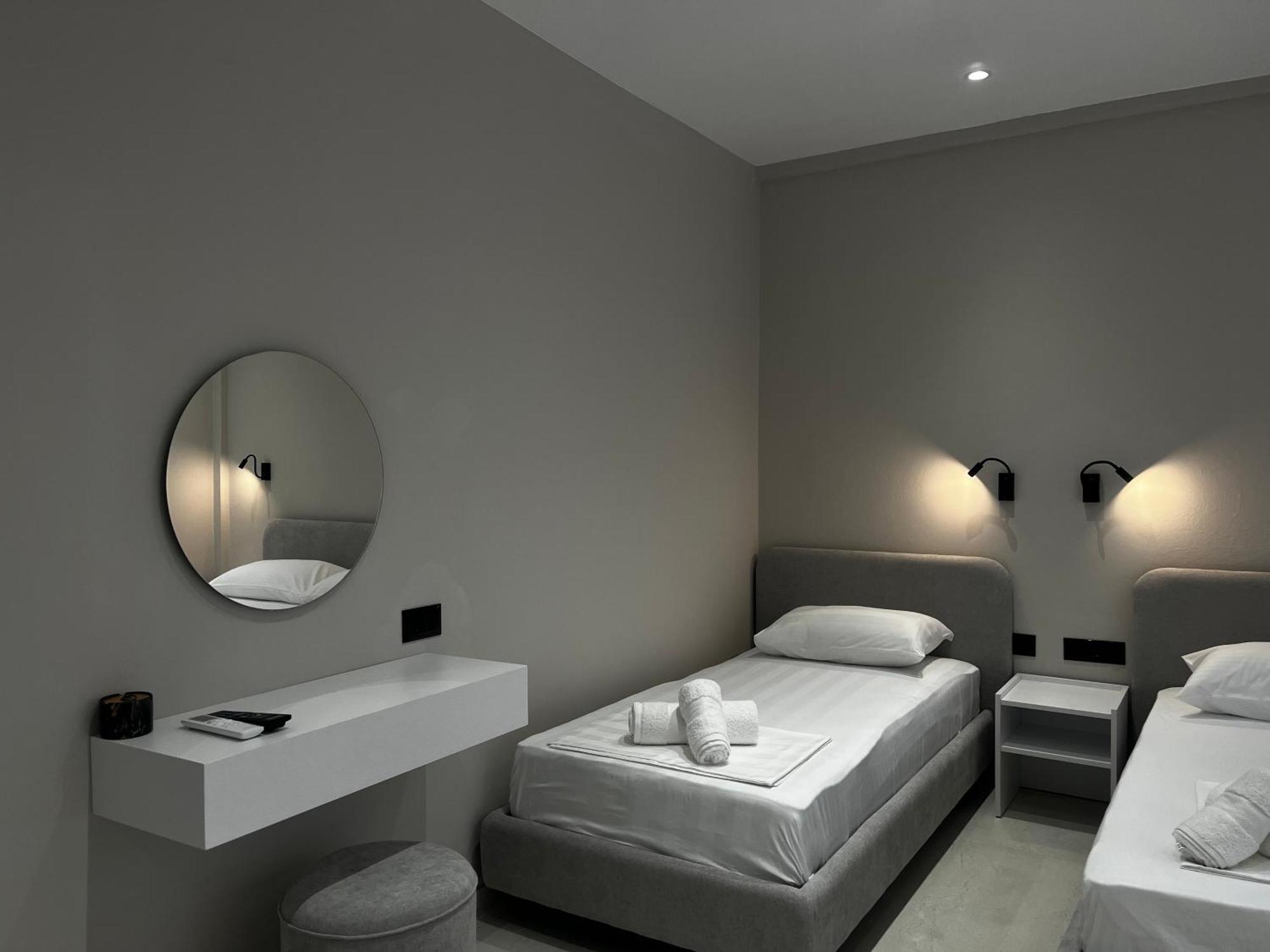 Lian'S Rooms فلورا المظهر الخارجي الصورة