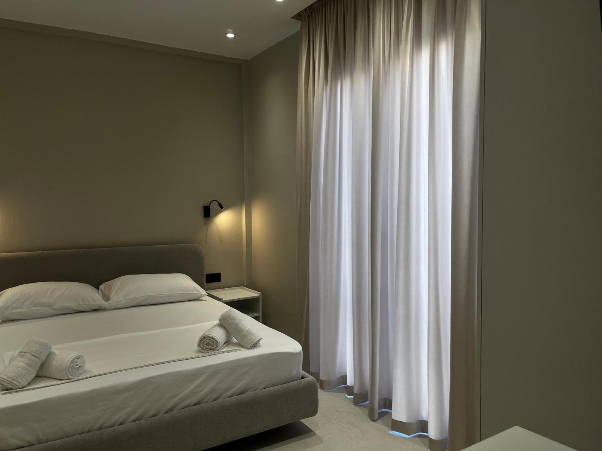 Lian'S Rooms فلورا المظهر الخارجي الصورة