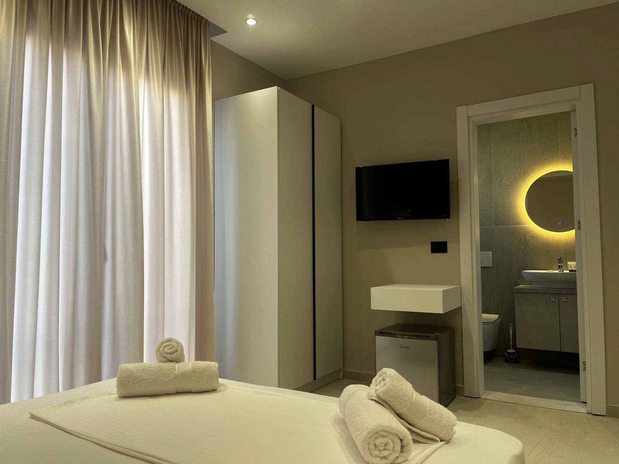 Lian'S Rooms فلورا المظهر الخارجي الصورة