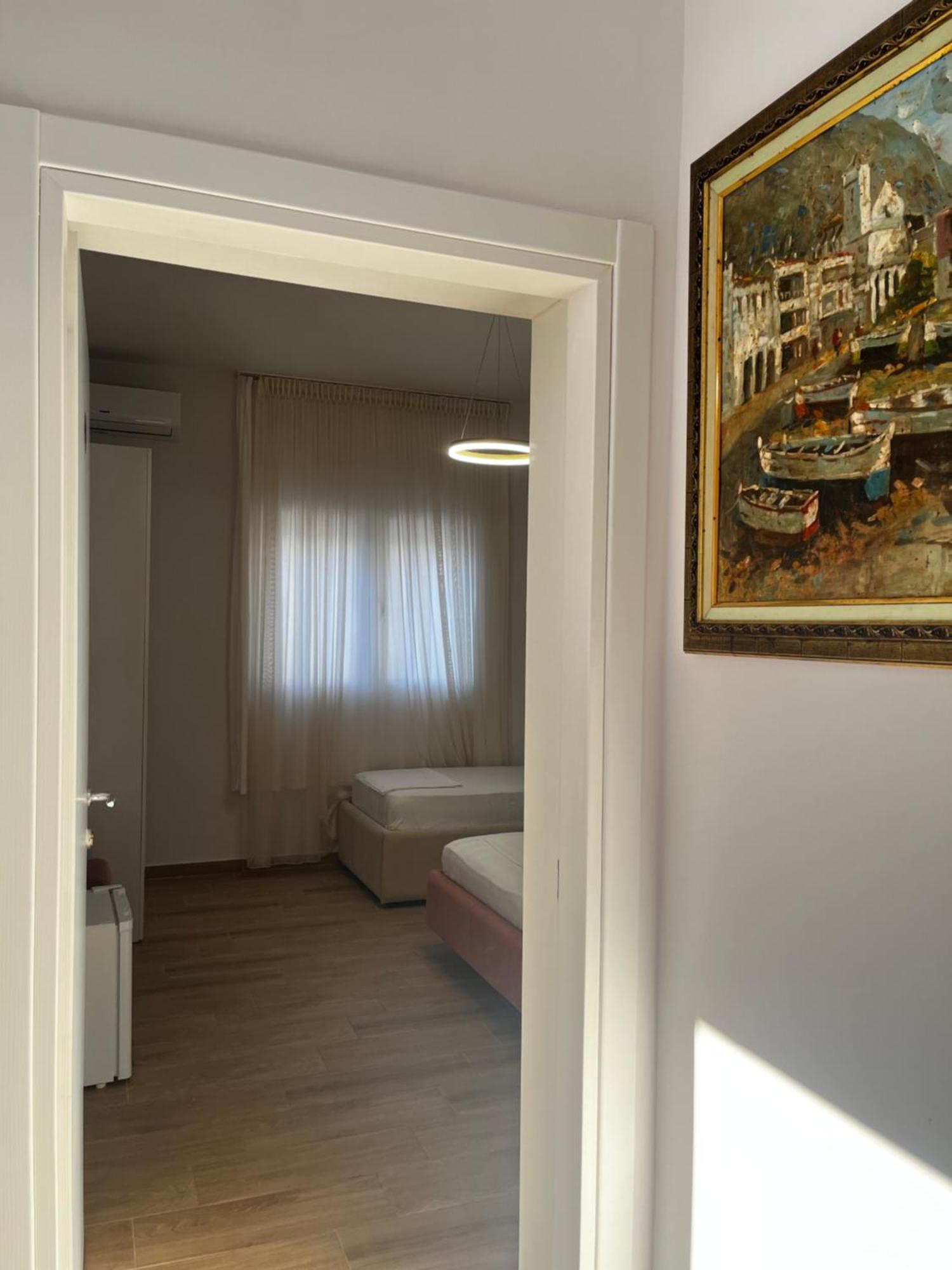 Lian'S Rooms فلورا المظهر الخارجي الصورة